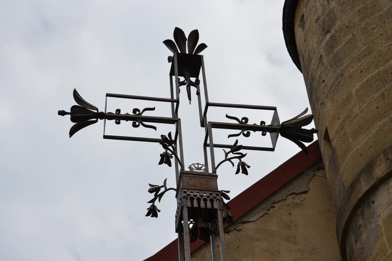 Le haut de la croix